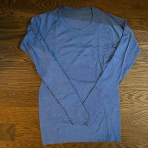 Lululemon blue Run Swiftly long sleeve size 8